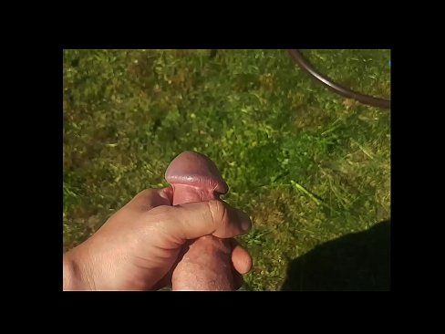 ❤️ Hot hottie meunang nya pink pussy fucked jeung cums kalawan squirt di taman usum panas ❤️ video bangsat di urang ❌️❤