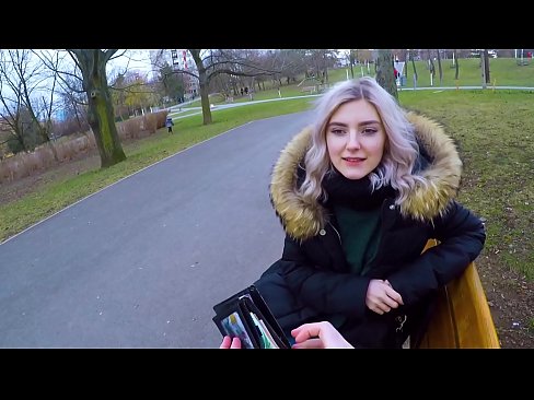 ❤️ Swallows cum panas muhrim pikeun duit - blowjob di taman ku Eva Elfie ❤️ video bangsat  di urang ❌️❤